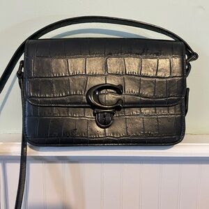 Vintage Coach crocodile crossbody bag